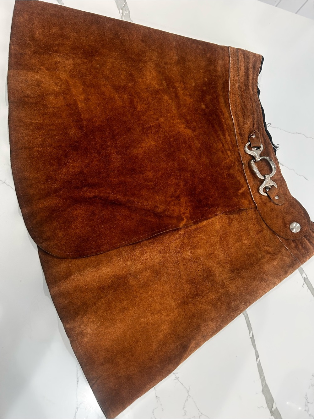 ULTIMATE FESTIVAL PIECE! Rare vintage Brown Suede Mini Skirt